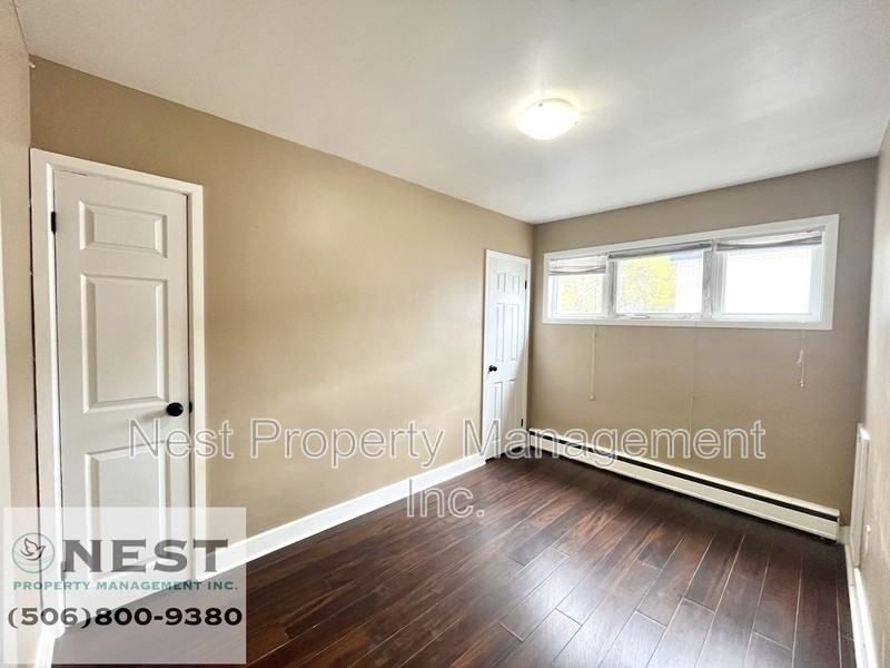 227 West Lane - Photo 6 of 34