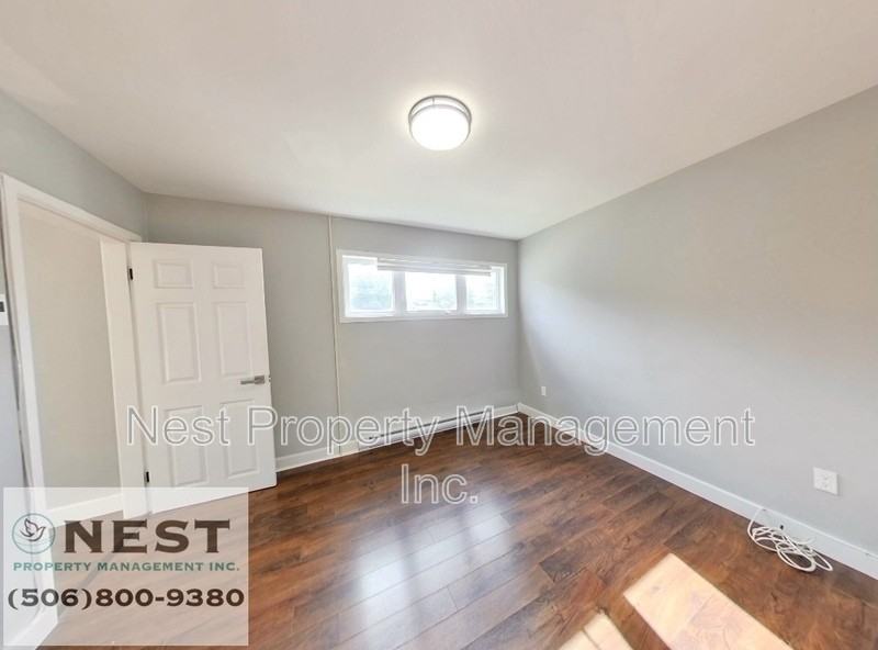 227 West Lane - Photo 7 of 17