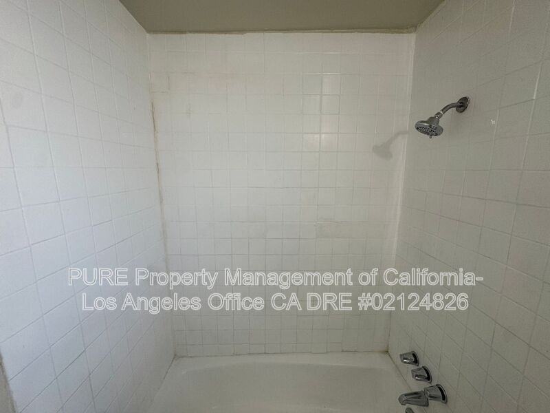 14601 Osage Ave #B - Photo 7 of 12