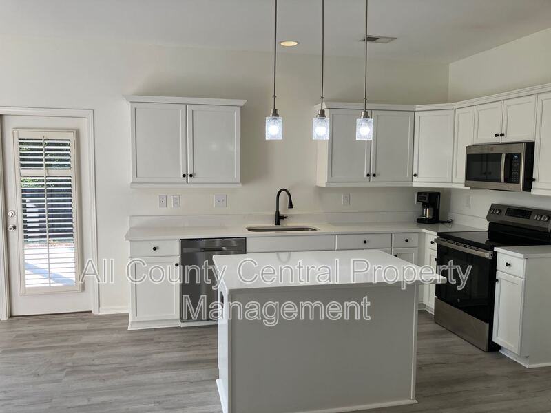 1001 Aronimink Dr - Photo 4 of 15