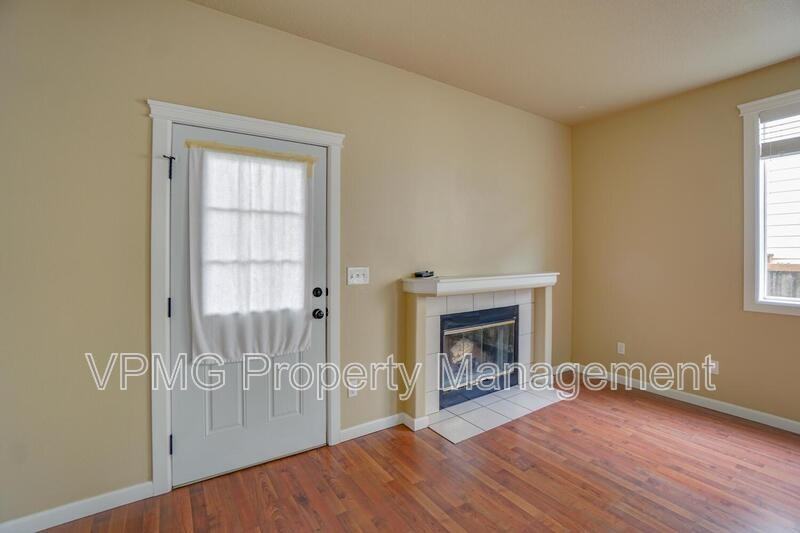 7809 Ne 24th Ct - Photo 2 of 23