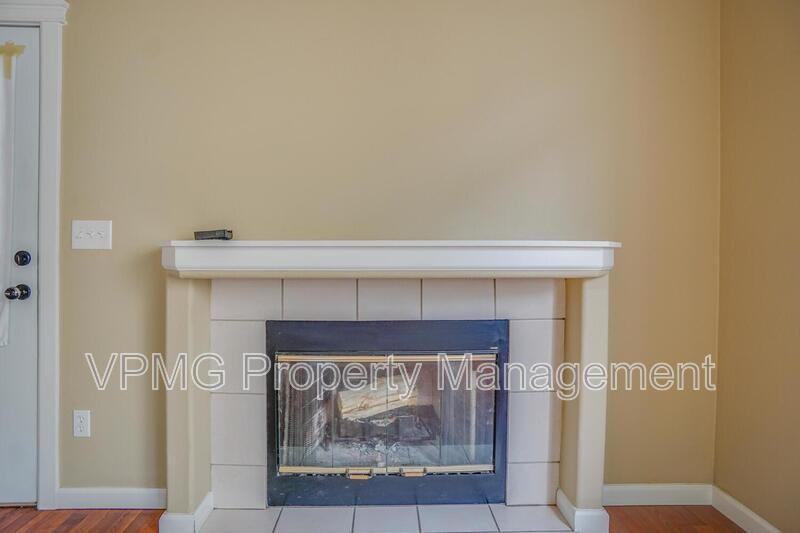 7809 Ne 24th Ct - Photo 3 of 23