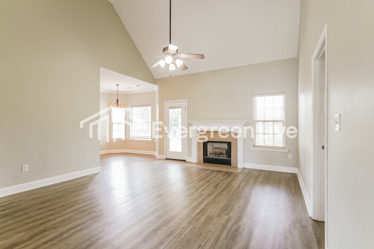 2018 Hidden Forest Ln - Photo 2 of 15