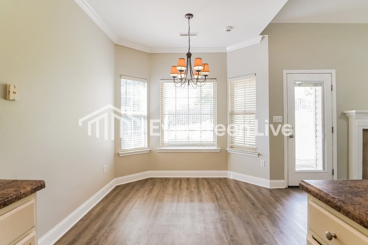 2018 Hidden Forest Ln - Photo 5 of 15
