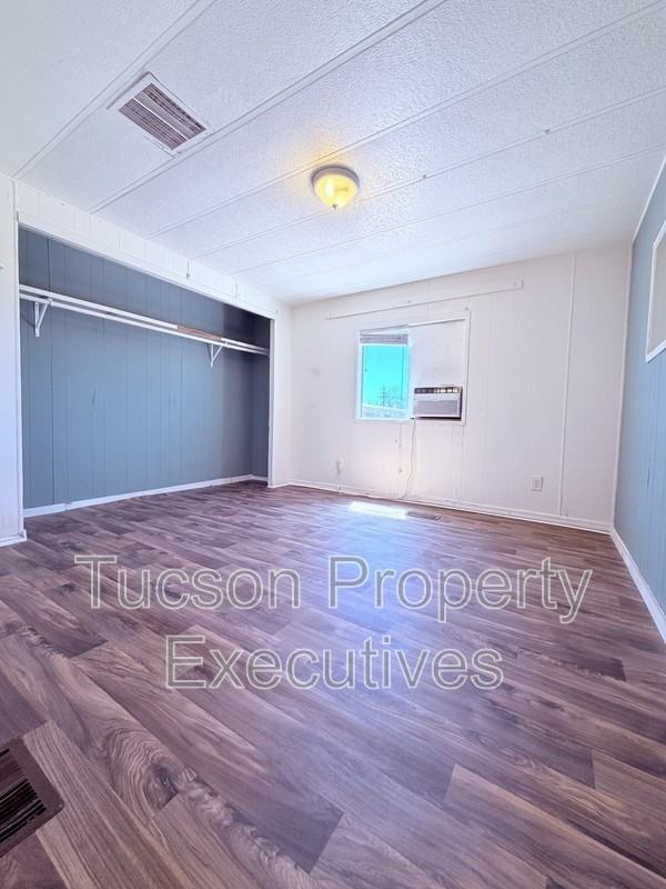 4580 E Rex St - Photo 6 of 24