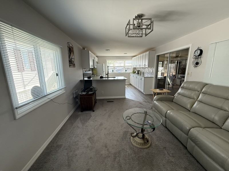 2906 Coquina Esplanade - Photo 4 of 14