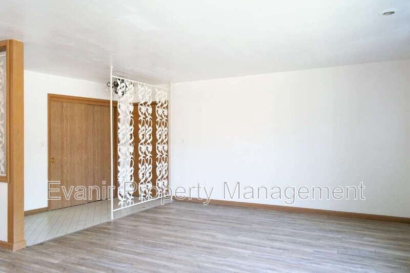 528 Heather Dr #1 - Photo 7 of 28