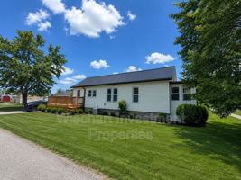 featured image of 313 E Highland Ave
