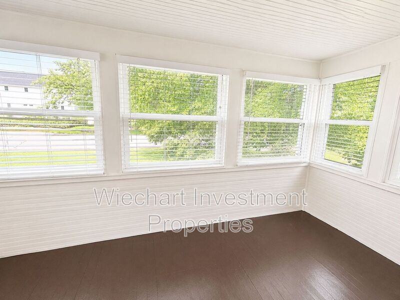 313 E Highland Ave - Photo 6 of 13
