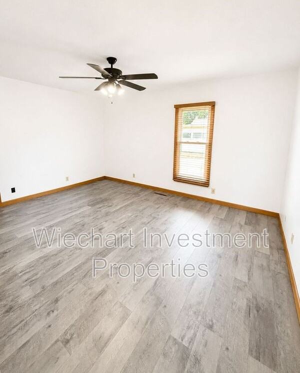 313 E Highland Ave - Photo 7 of 13