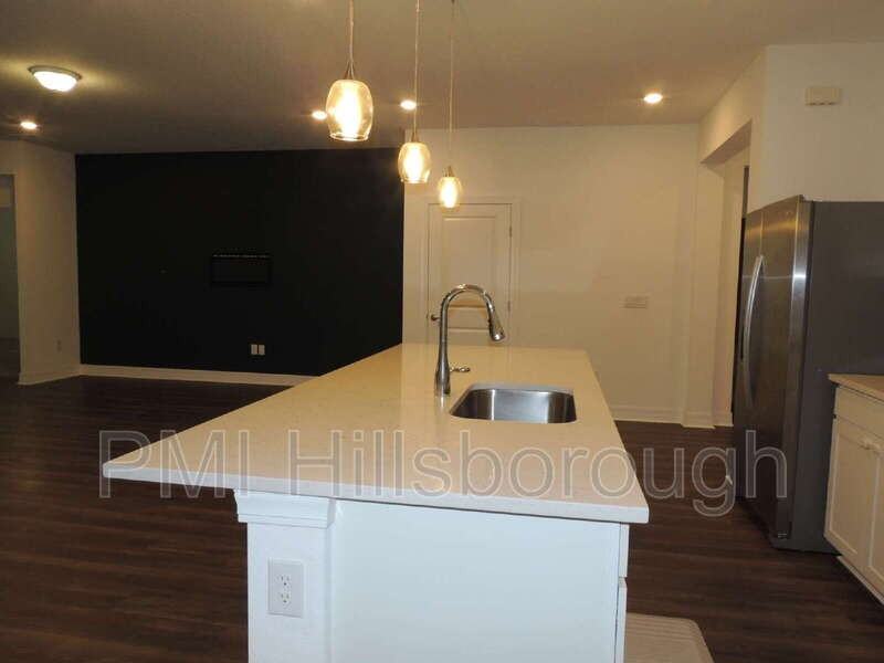 3916 N Maryland Ave - Photo 4 of 26