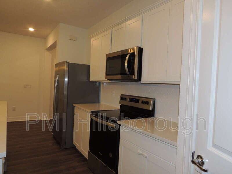 3916 N Maryland Ave - Photo 5 of 26