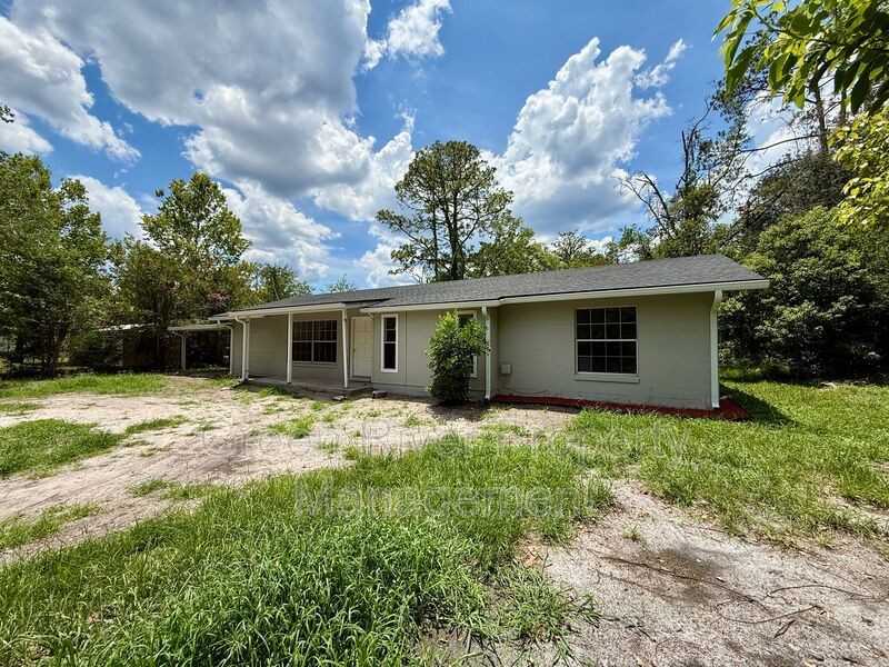 7398 Worthington Rd - Photo 3 of 36