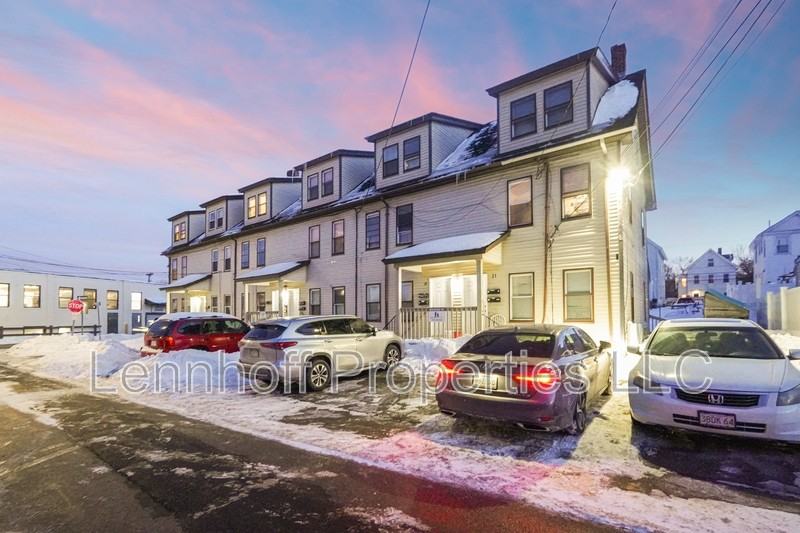 23 Hilton St - Photo 3 of 11