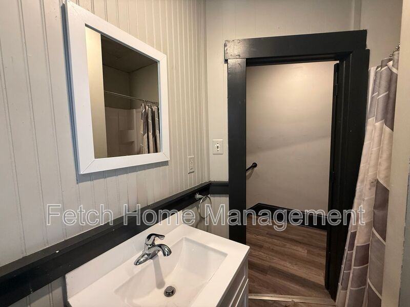 25 S Ann St #D - Photo 3 of 15