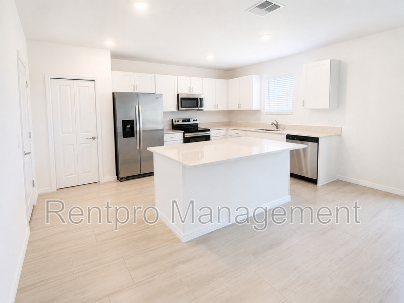 12215 Radiant Gem Trl - Photo 5 of 19