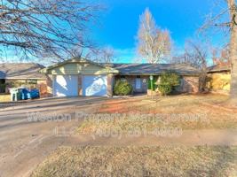featured image of 1011 Crown Dr