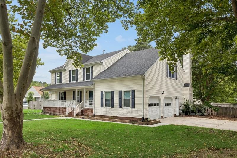 1012 Austenwood Ct - Photo 3 of 49
