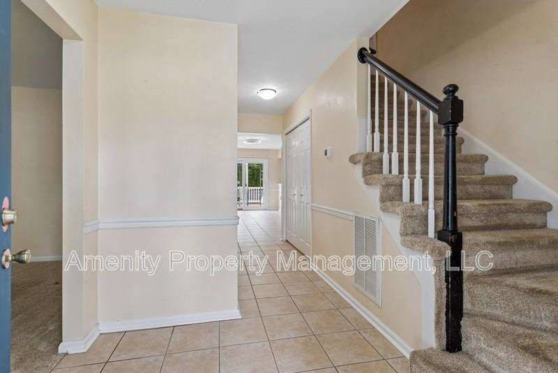 1012 Austenwood Ct - Photo 5 of 49