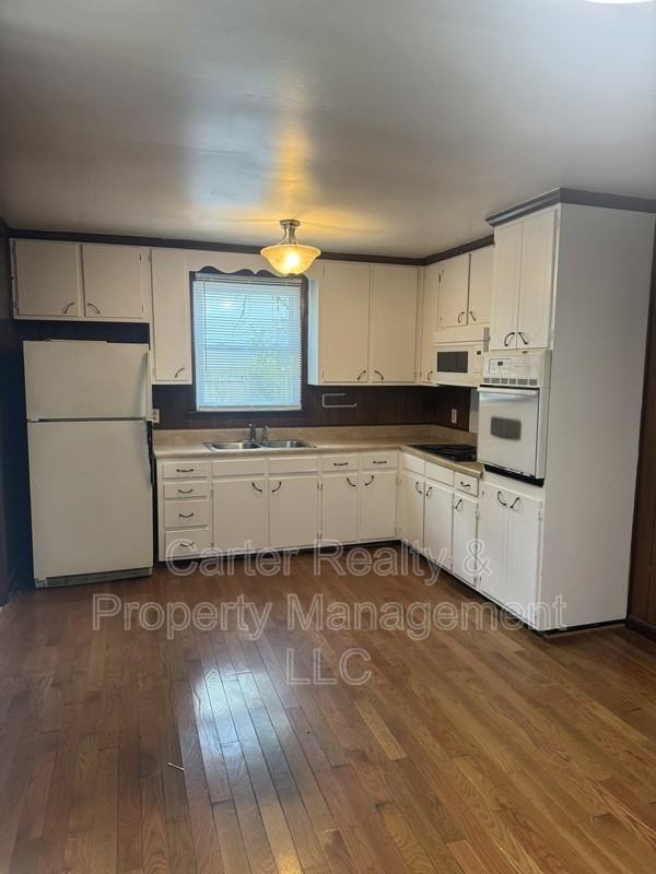 3828 Boatner Dr - Photo 3 of 13