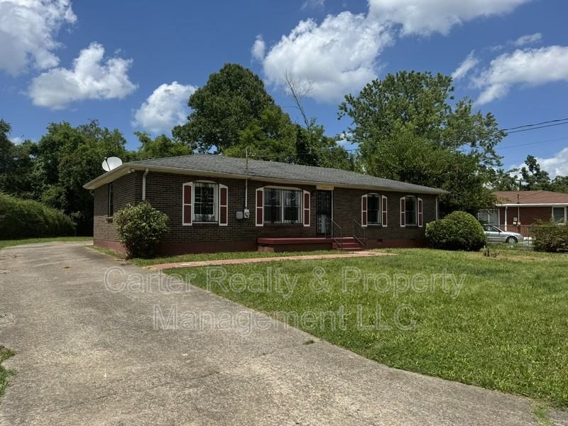 3004 Lytle Dr - Photo 2 of 20