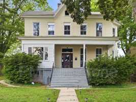 featured image of 323 N Potomac St #2