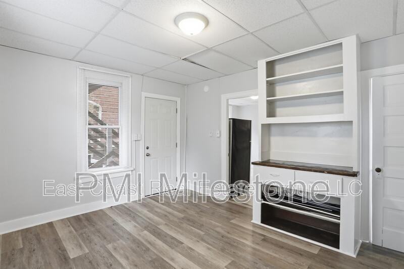207 N Mulberry St #2 - Photo 6 of 31