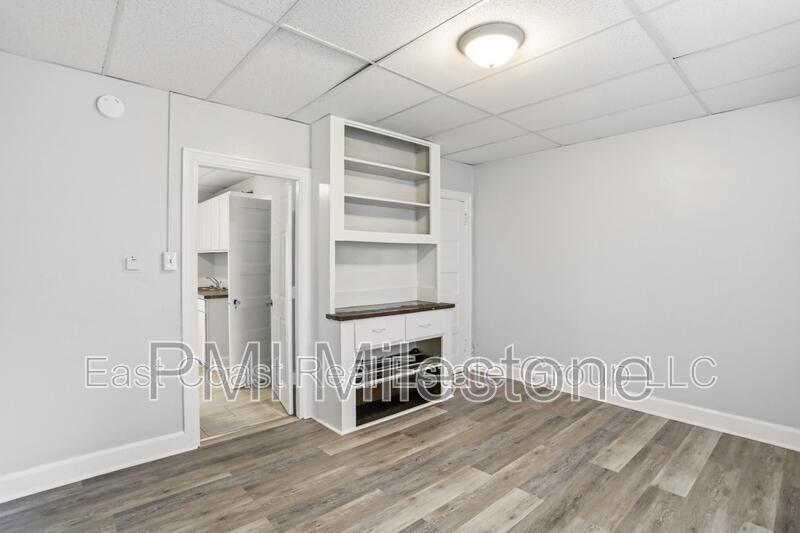 207 N Mulberry St #2 - Photo 7 of 31