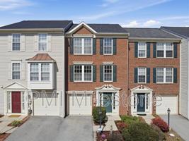 featured image of 1247 Mare St