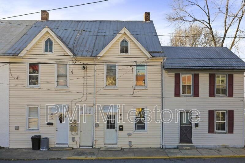 216 N College St - Photo 2 of 26
