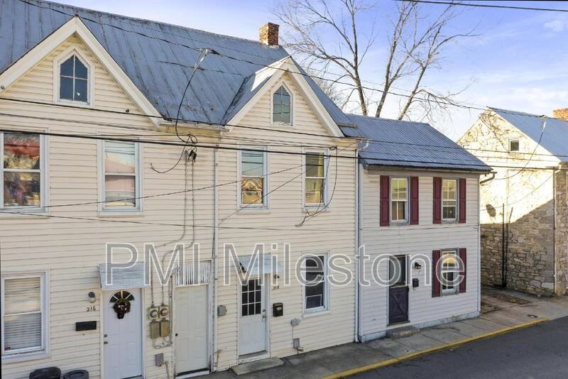 216 N College St - Photo 3 of 26