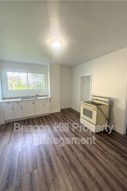 6514 Fullerton Ave - Photo 3 of 9