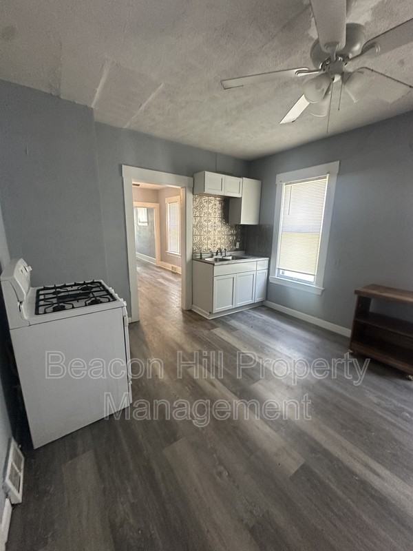 1212 E 71st St - Photo 5 of 7