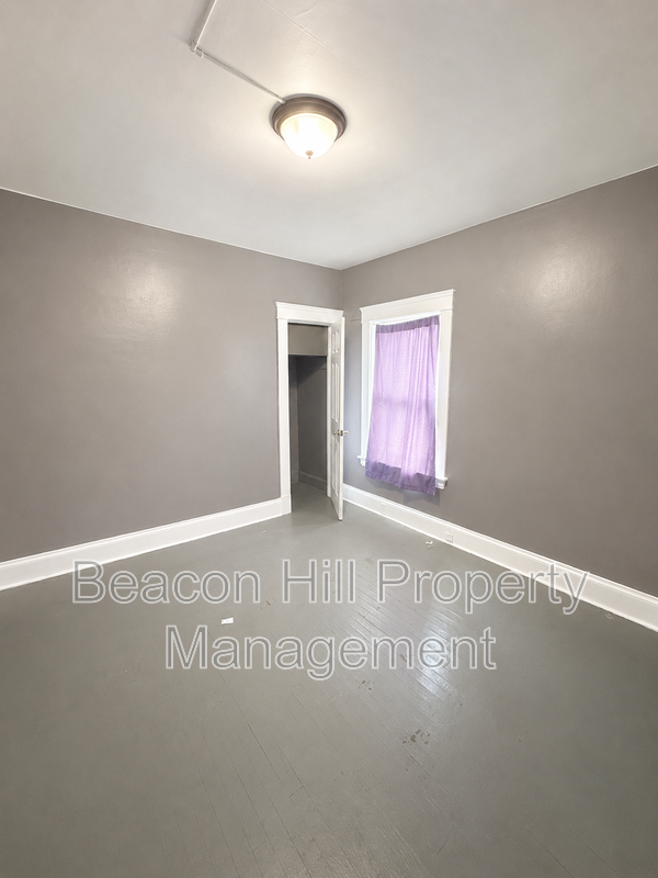 12602 Locke Ave - Photo 4 of 5