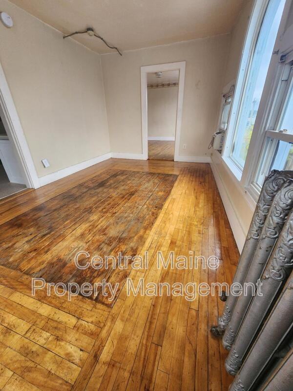 52 Hampshire St #4-2 - Photo 6 of 9