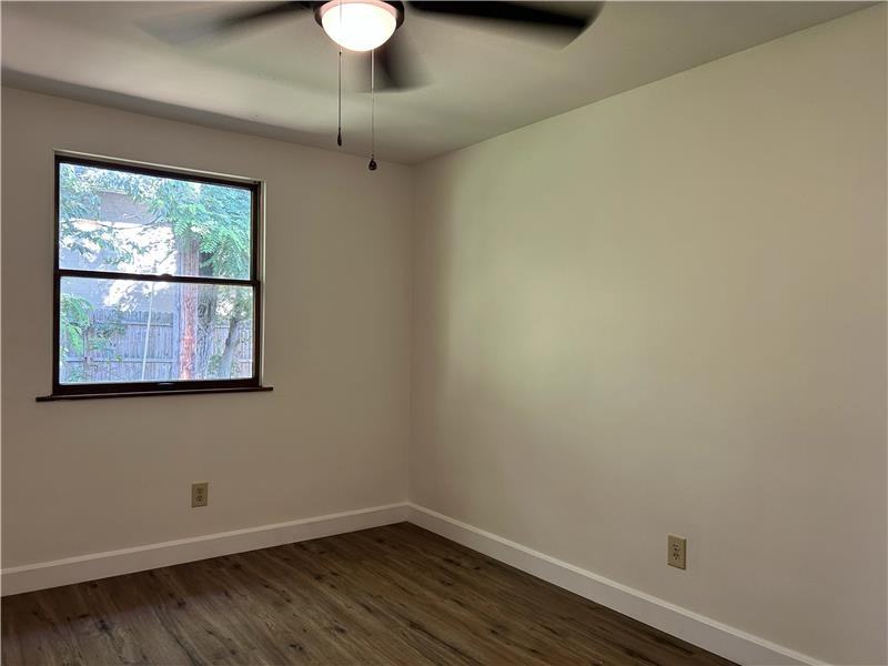 3601 Beaumont Dr #7 - Photo 7 of 10