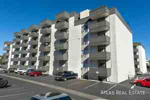 featured image of 818 S Dexter St