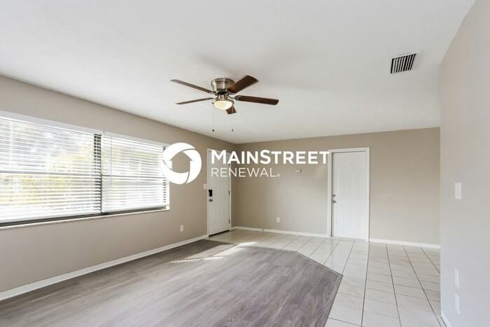 5700 6th Way S - Photo 3 of 16