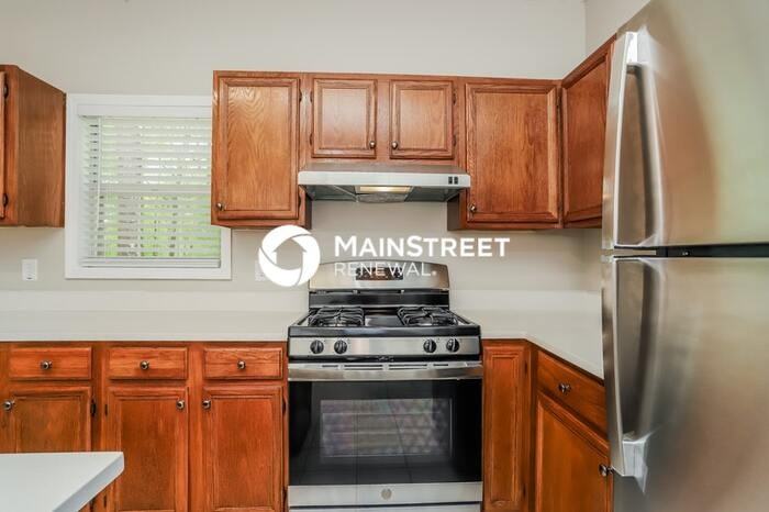 5118 Oaktree Trl - Photo 6 of 17