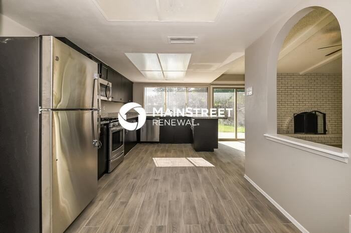 450 Thistle Dr - Photo 6 of 15