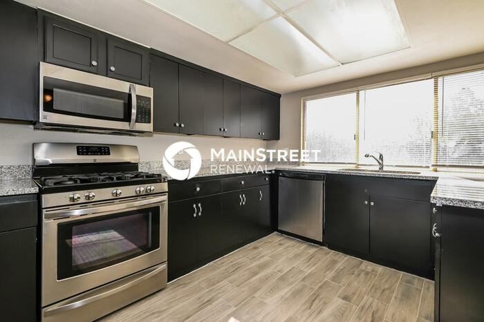 450 Thistle Dr - Photo 7 of 15