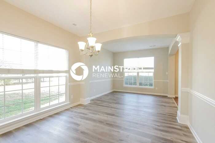 6045 Ironwood Ct - Photo 7 of 17
