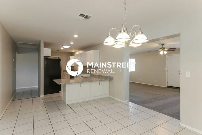 1732 E 1st Ave - Photo 5 of 16