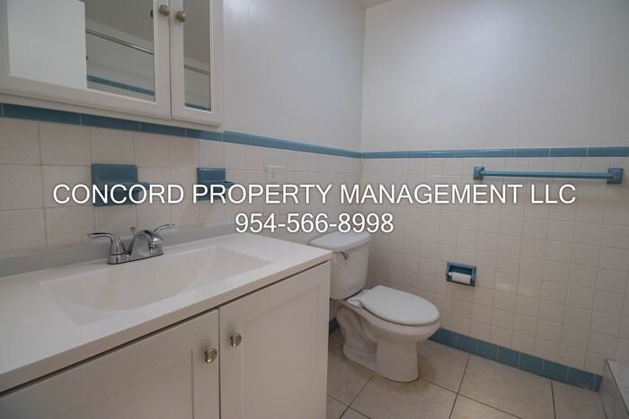 1855 Adams St #6 - Photo 6 of 16