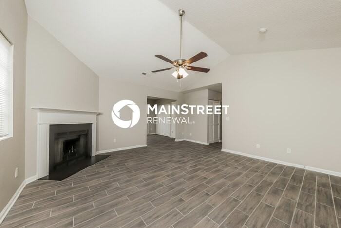 3806 Dartford Dr - Photo 4 of 16