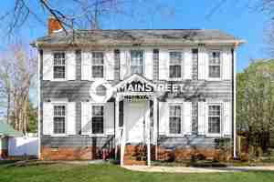 featured image of 7081 Avenbury Cir