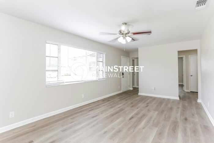 3228 Fiesta Ln - Photo 2 of 16