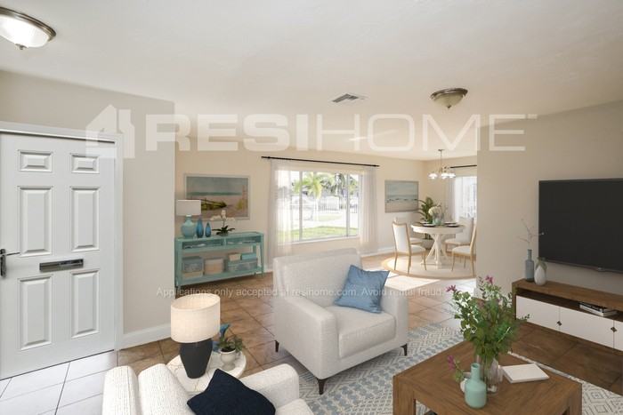 10855 Sw 152nd Ter - Photo 5 of 19