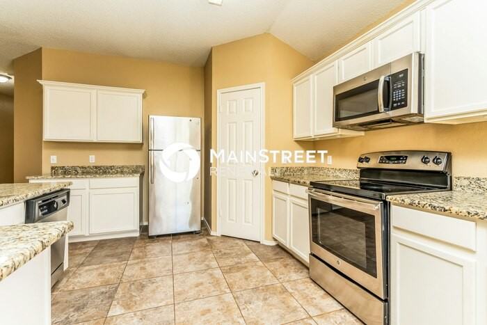 6909 Baybridge Dr - Photo 6 of 16