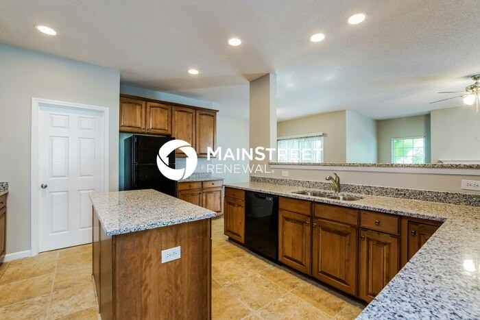 8616 Bratt Ave - Photo 7 of 17